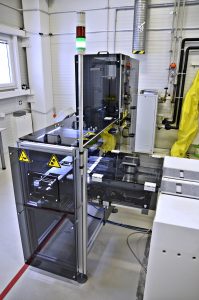 Photovoltaic wafer loading/unloading system by Kemek Engineering